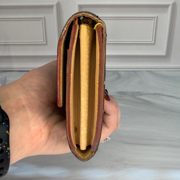 Louis Vuitton X Murakami Multicolor Monogram Sarah Wallet – Full Inclusion - Picture 5 of 13